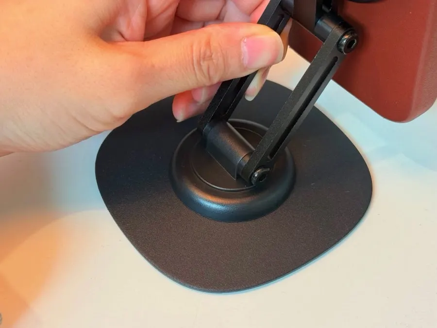 Foldable stand