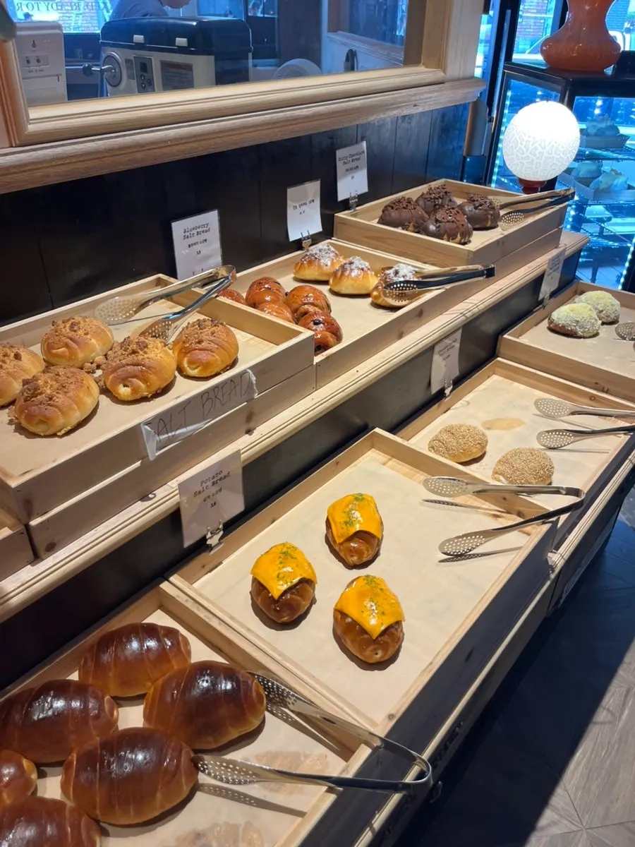 Display case with salt bread