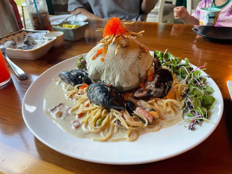 발사믹과 올리브오일에 찍어 먹는 식전빵