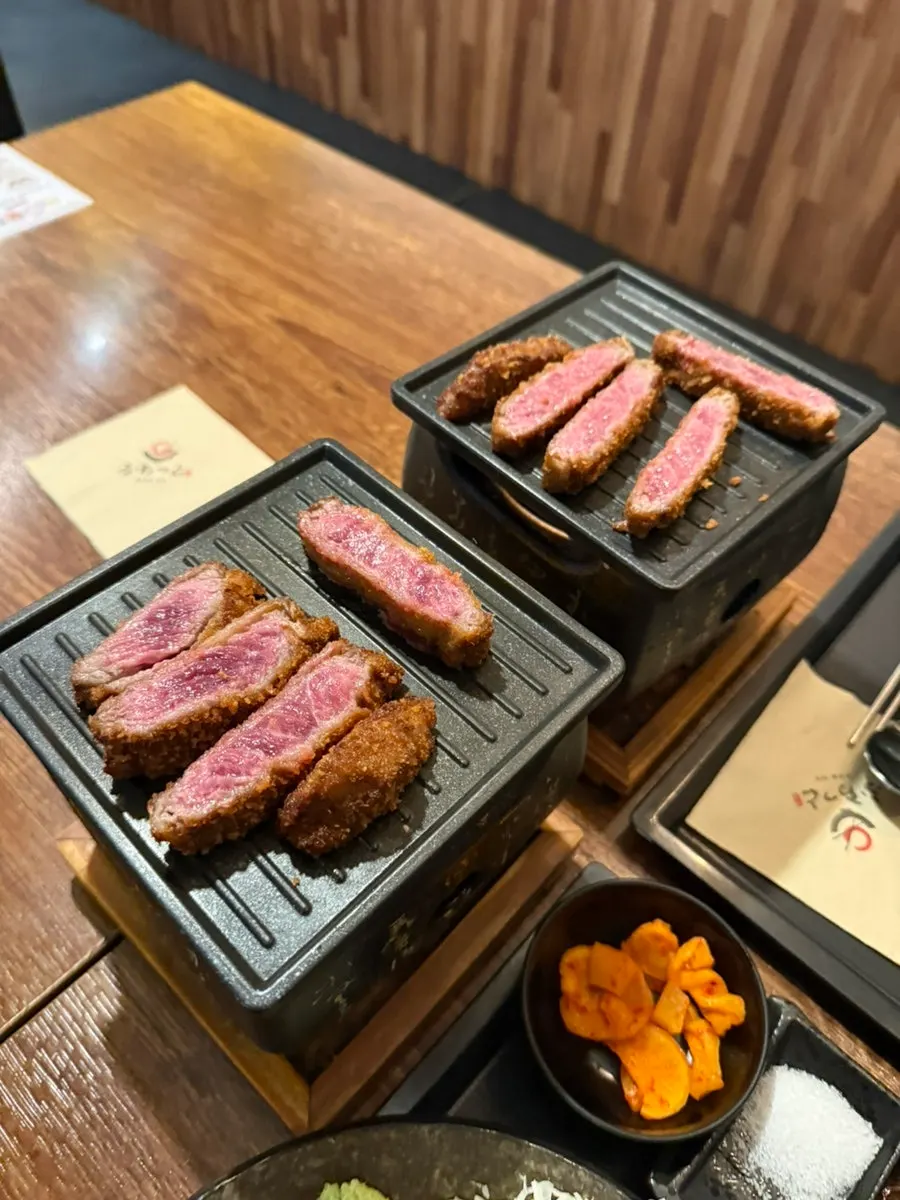 Gyukatsu eaten warm all the way to the last bite