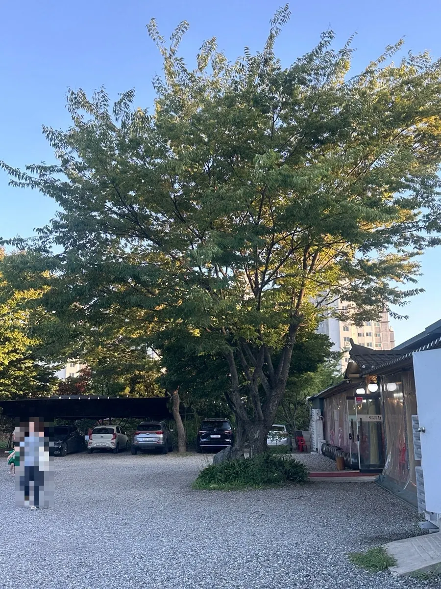 Front of the Ganaandeok Gyeyang Branch building