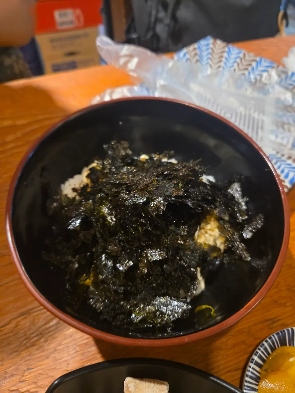 철판에 나온 직화치즈불닭