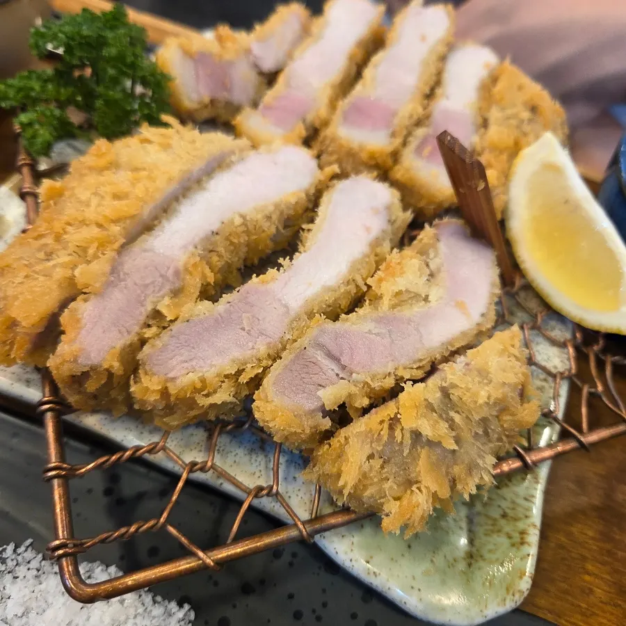 Riae tenderloin hire katsu