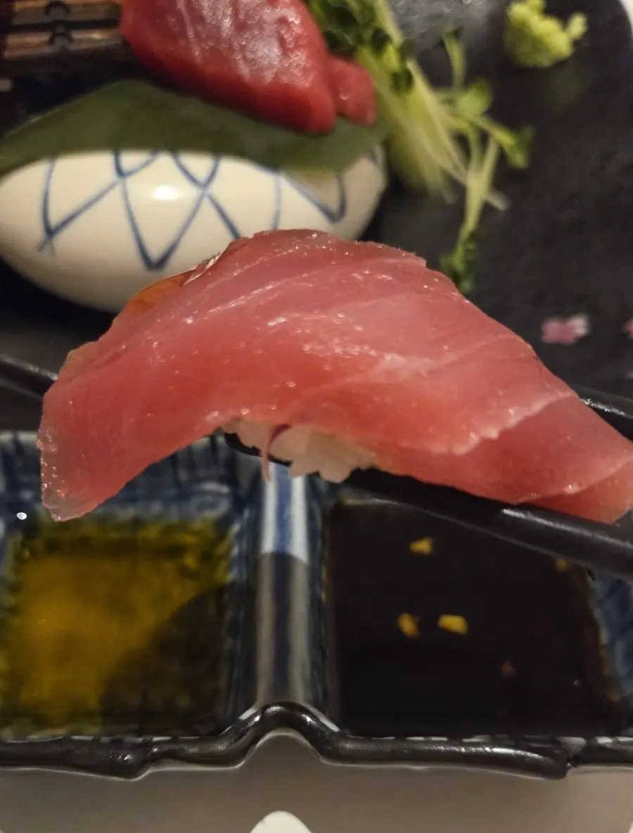 Fresh tuna sashimi course