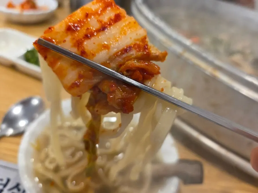 A bowl of kalguksu cooked in clam broth