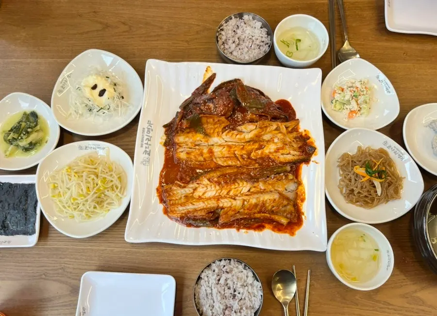 Full spread of the lunch special kodari meal
