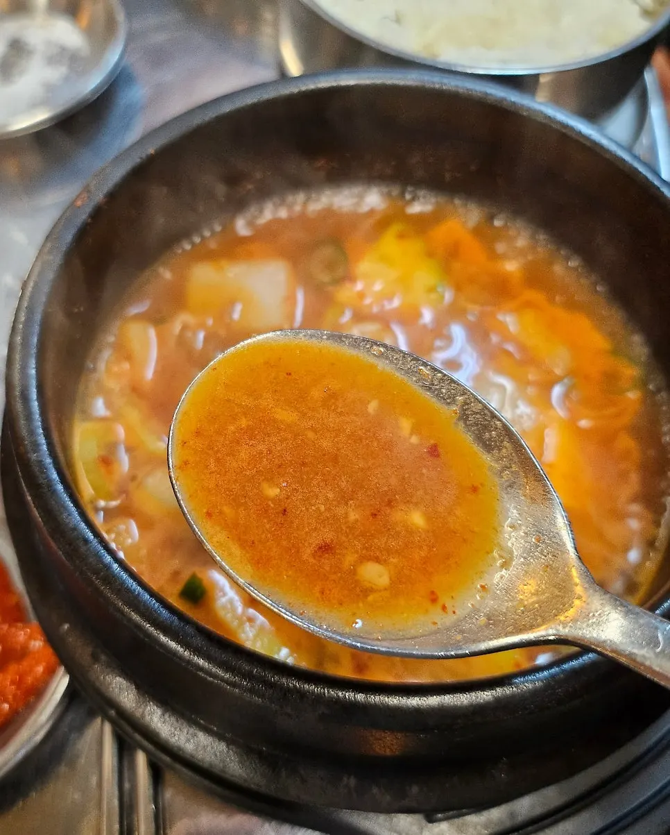 고추장삼겹살과 밥 한 공기 조합