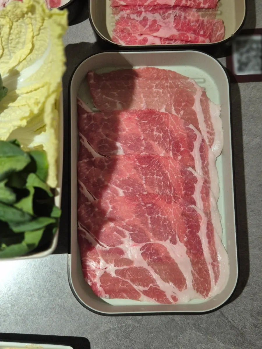 Split broth shabu-shabu and salad bar at Shabuway near Gajeong Station