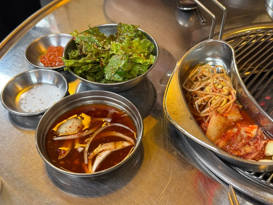 100g씩 주문한 고기 메뉴
