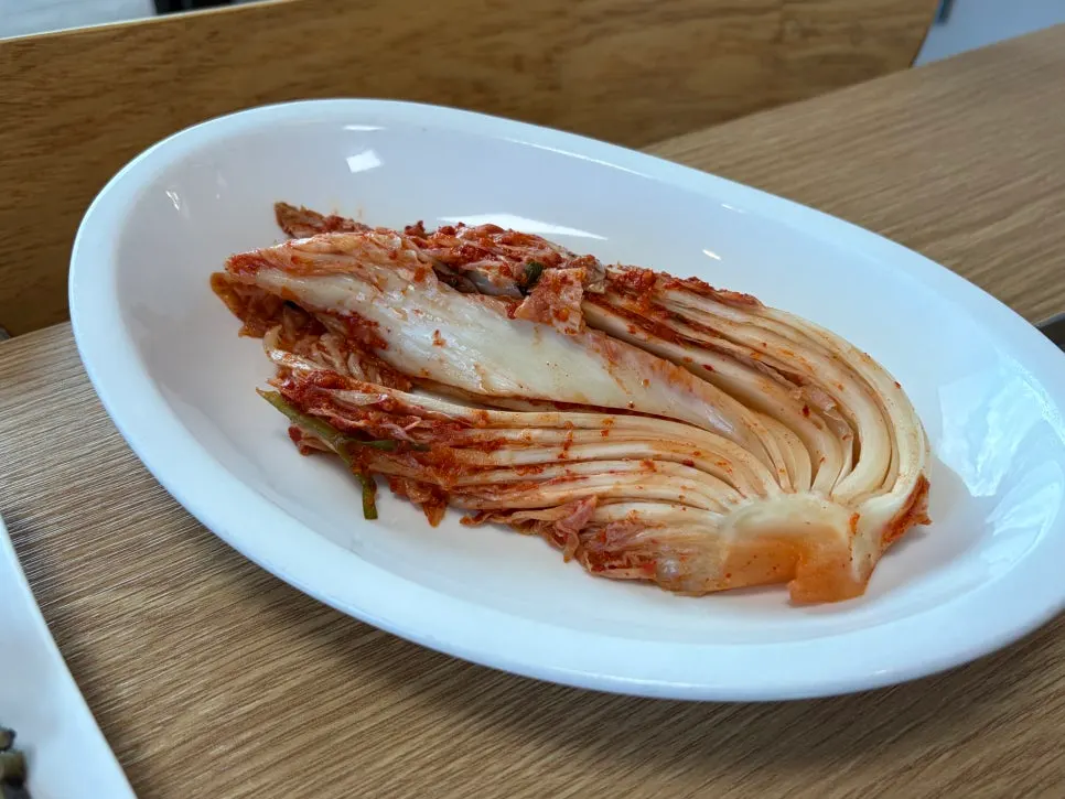 직접 담근 느낌의 배추김치 반찬