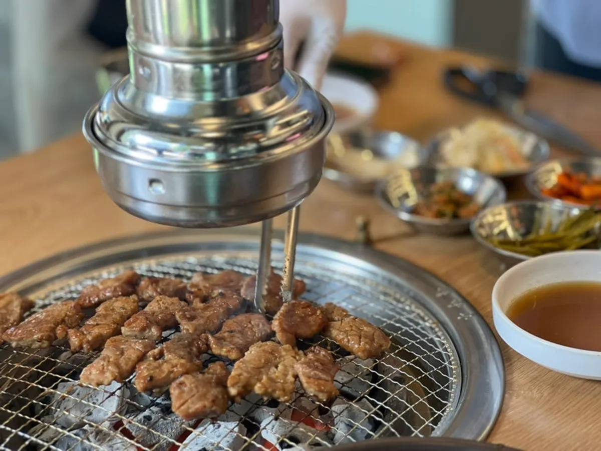 Signature charcoal-grilled handmade king pork ribs at Galbigumteo Pungmu Station Branch