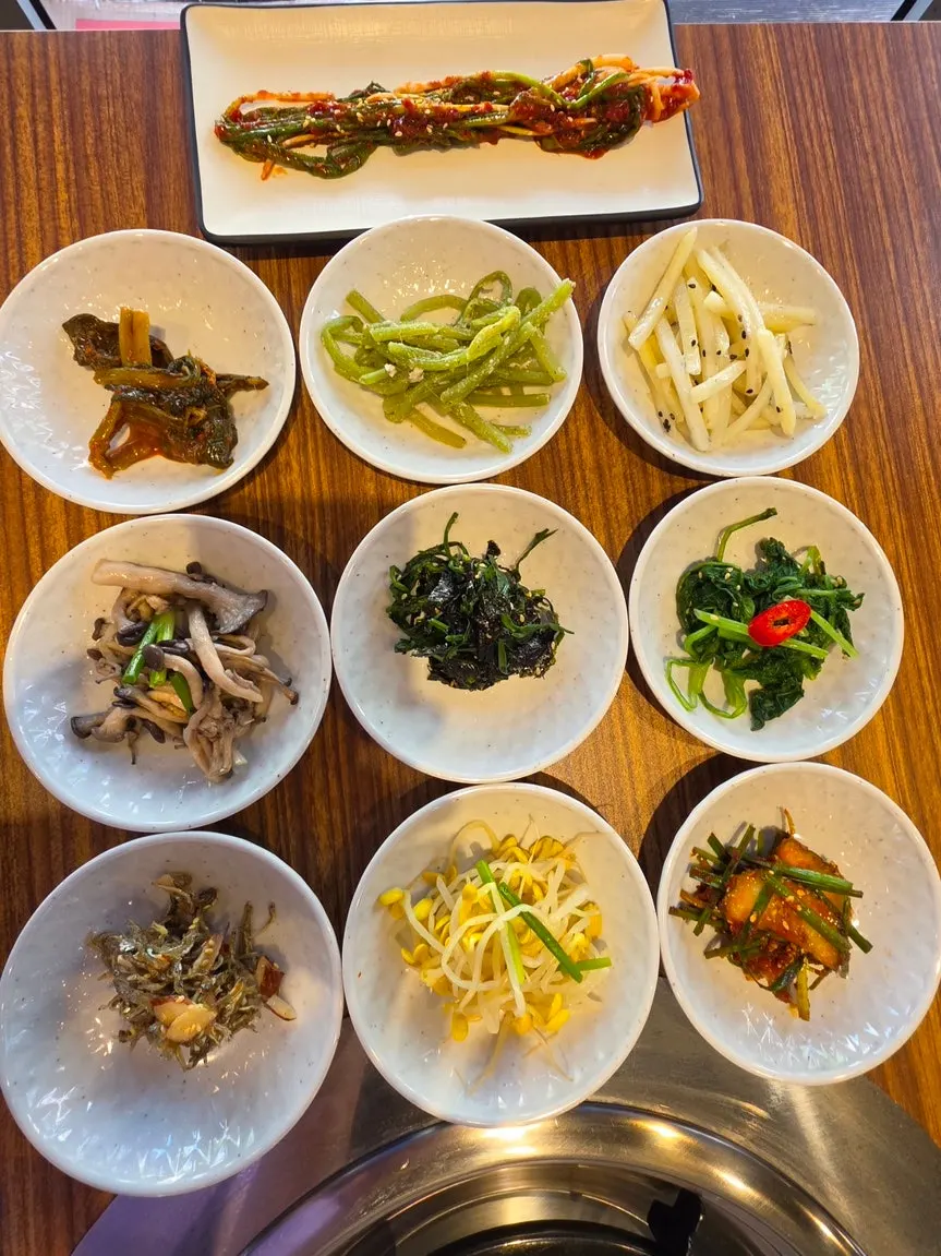 Basic banchan spread at Galchi Hanpan