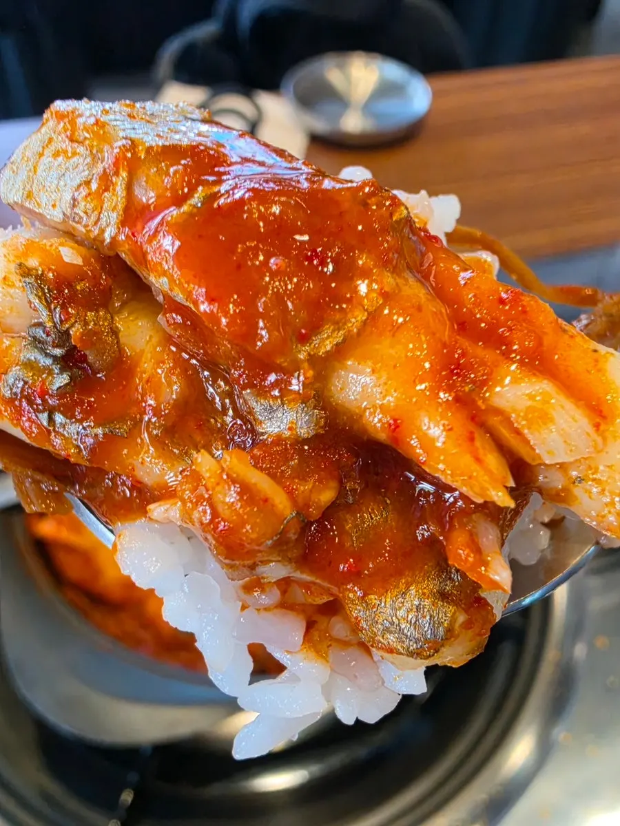 Thick hairtail meat and sauce in the braised hairtail dish