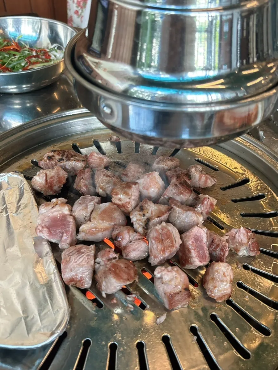 Thickly grilled juljuli pork neck