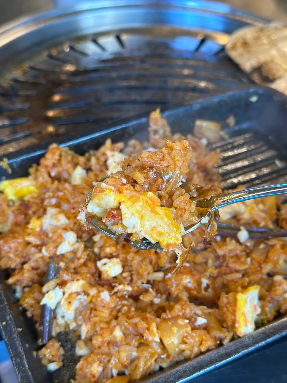 Charcoal-shaped fried rice with toppings