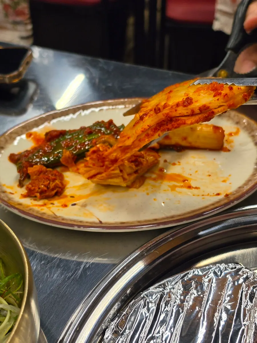 시원한 생맥주와 고기 상차림