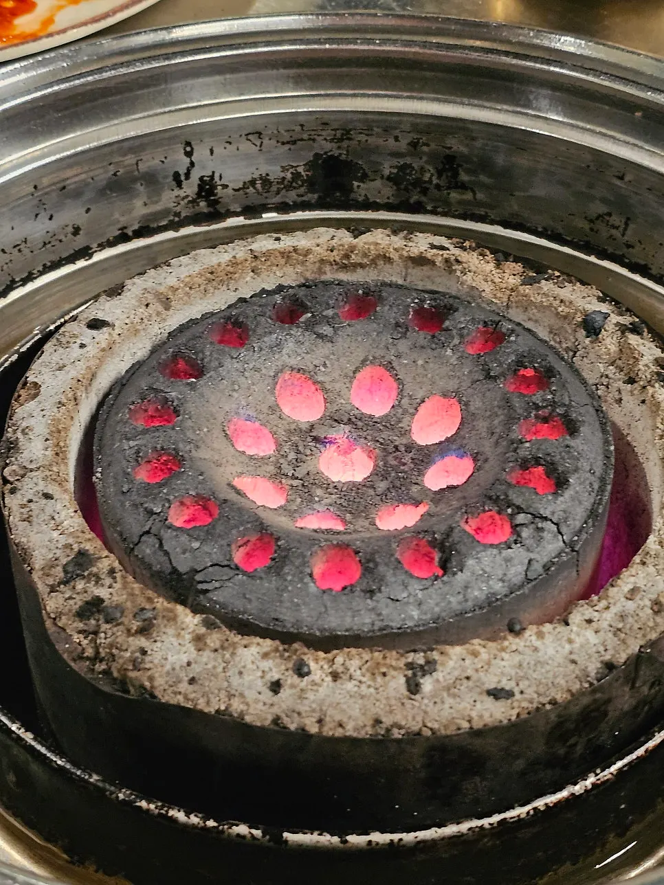 Juljulli teukmokssal served in a stone bowl