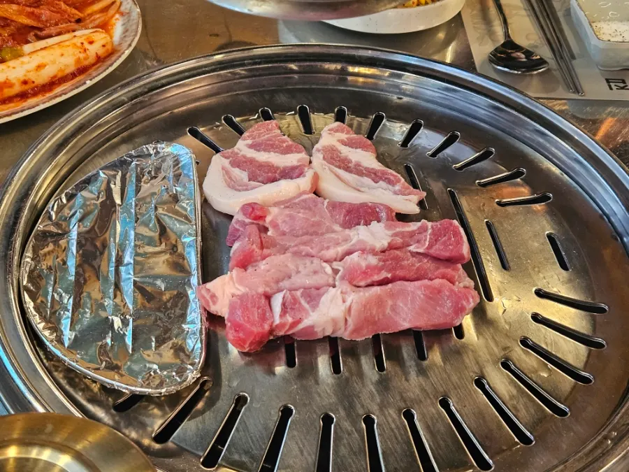 불판 위 설화 꼬들살과 줄줄이 특목살
