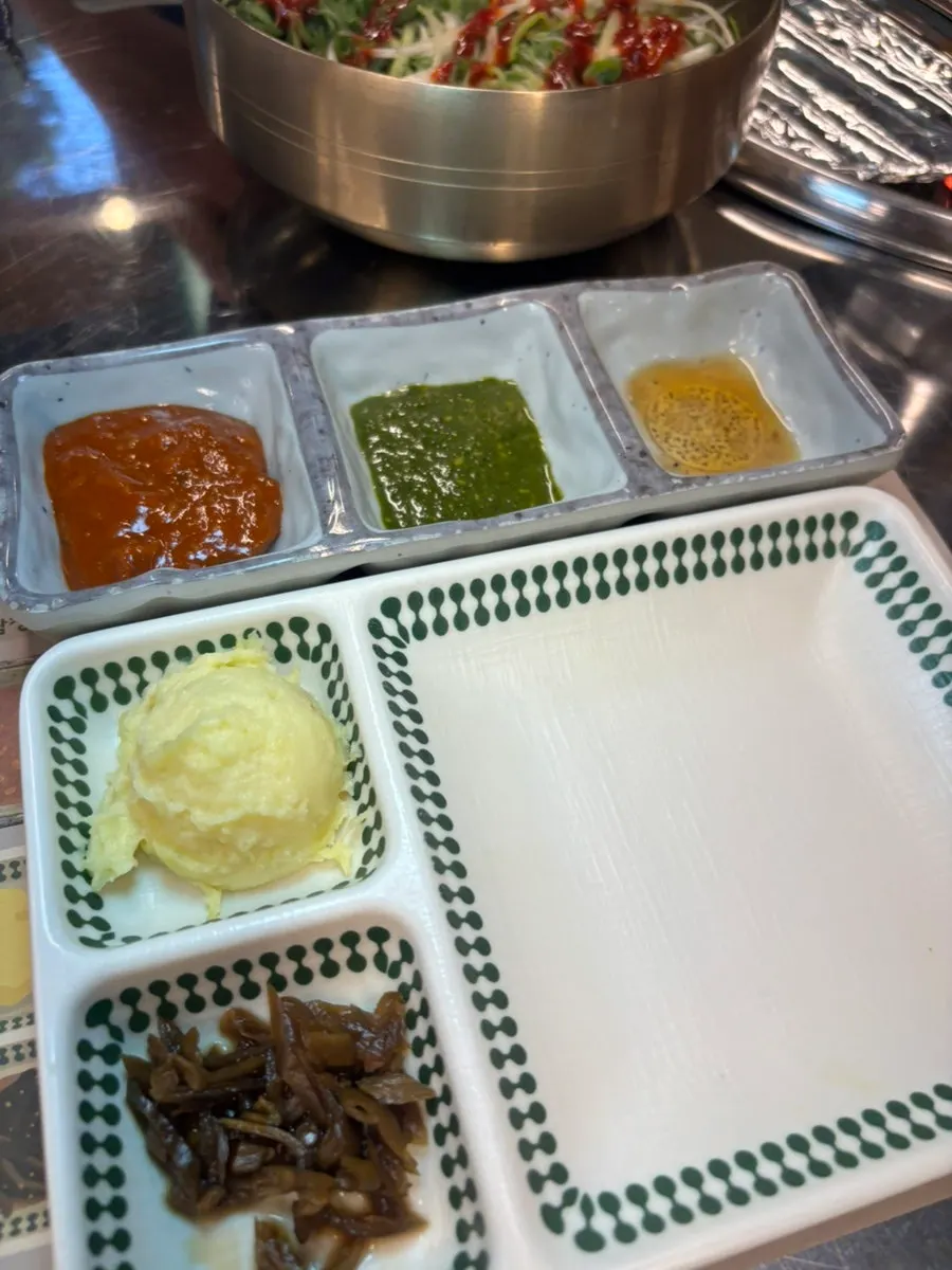 된장찌개와 밥 한 공기