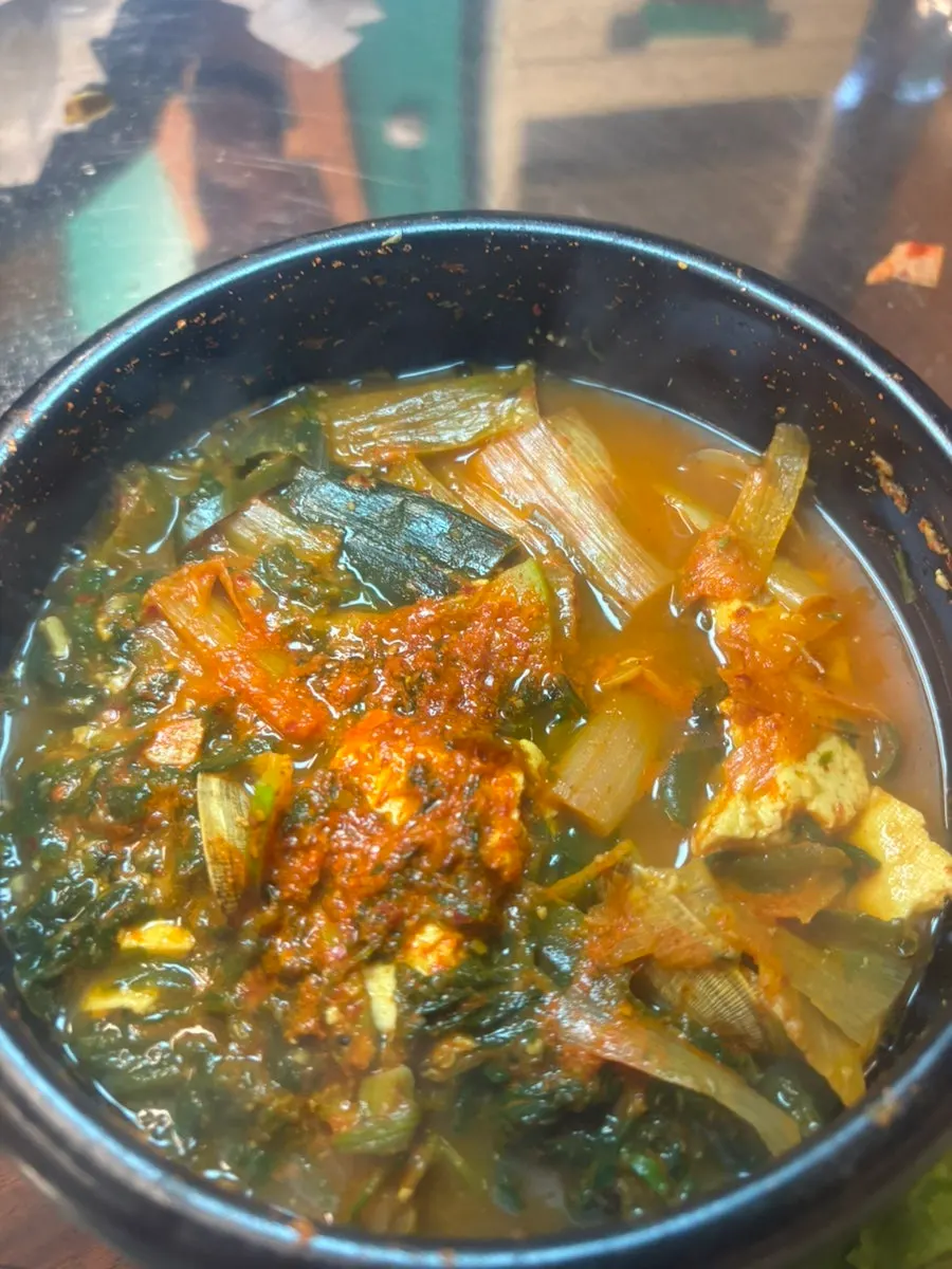 식사를 마친 감골연탄집 테이블