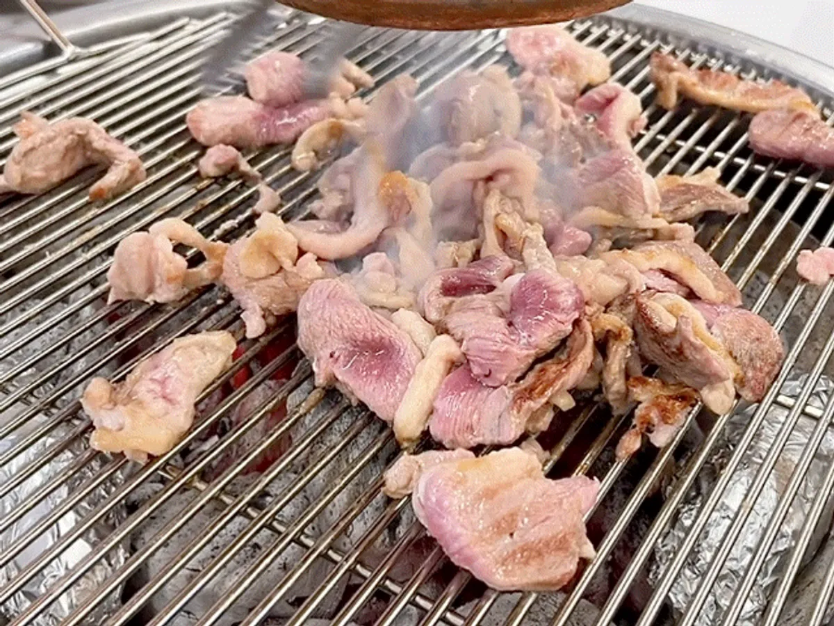 Main photo of raw duck charcoal grill at Ganaandeok Gyeyang Branch