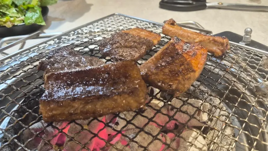 Pork ribs on the grill pan