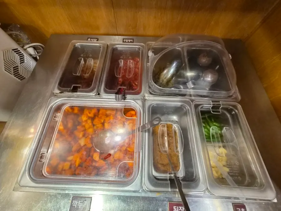 The self-bar corner set up in one part of the restaurant