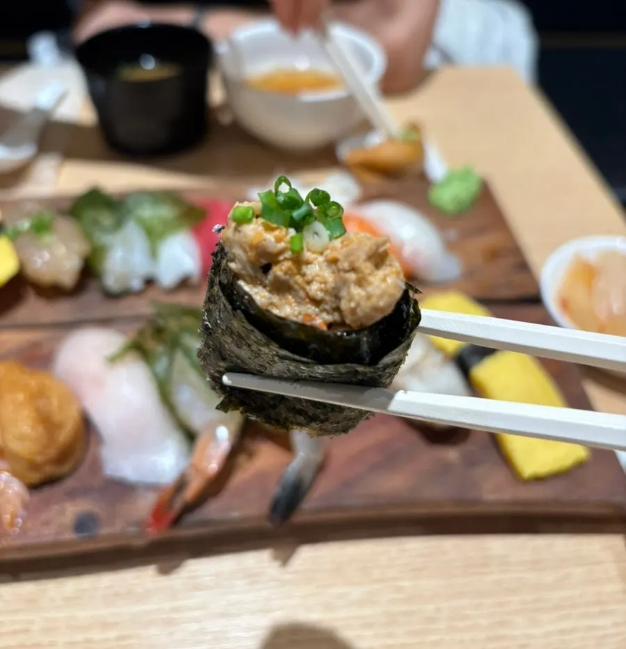 감태와 한치 올린 초밥