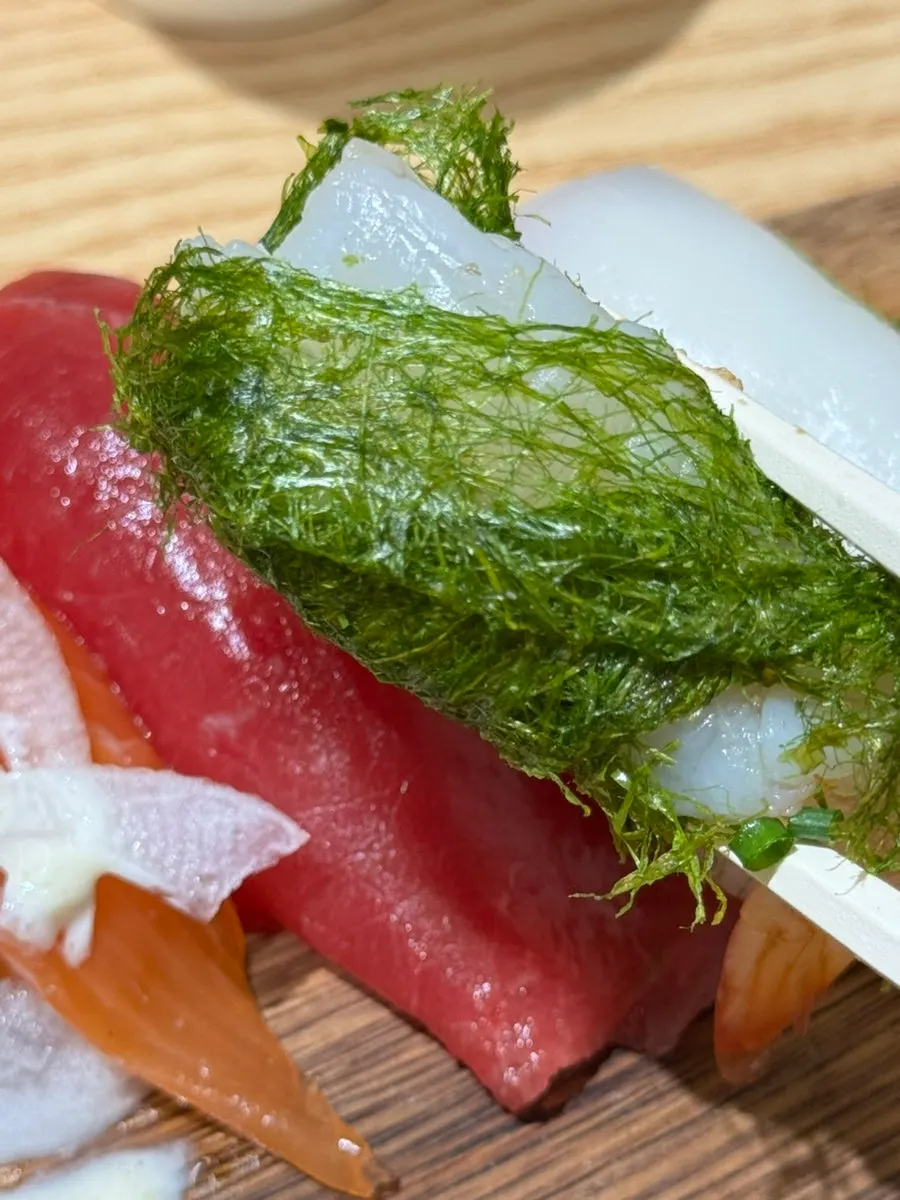 Raw squid sushi with a non-chewy texture