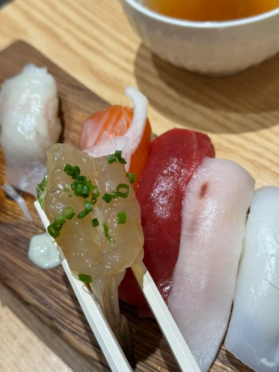 Sea tangle shrimp sushi with a strong ocean flavor