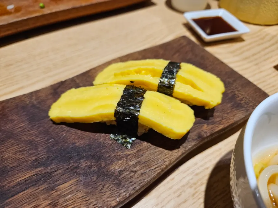 500원 추가한 계란초밥