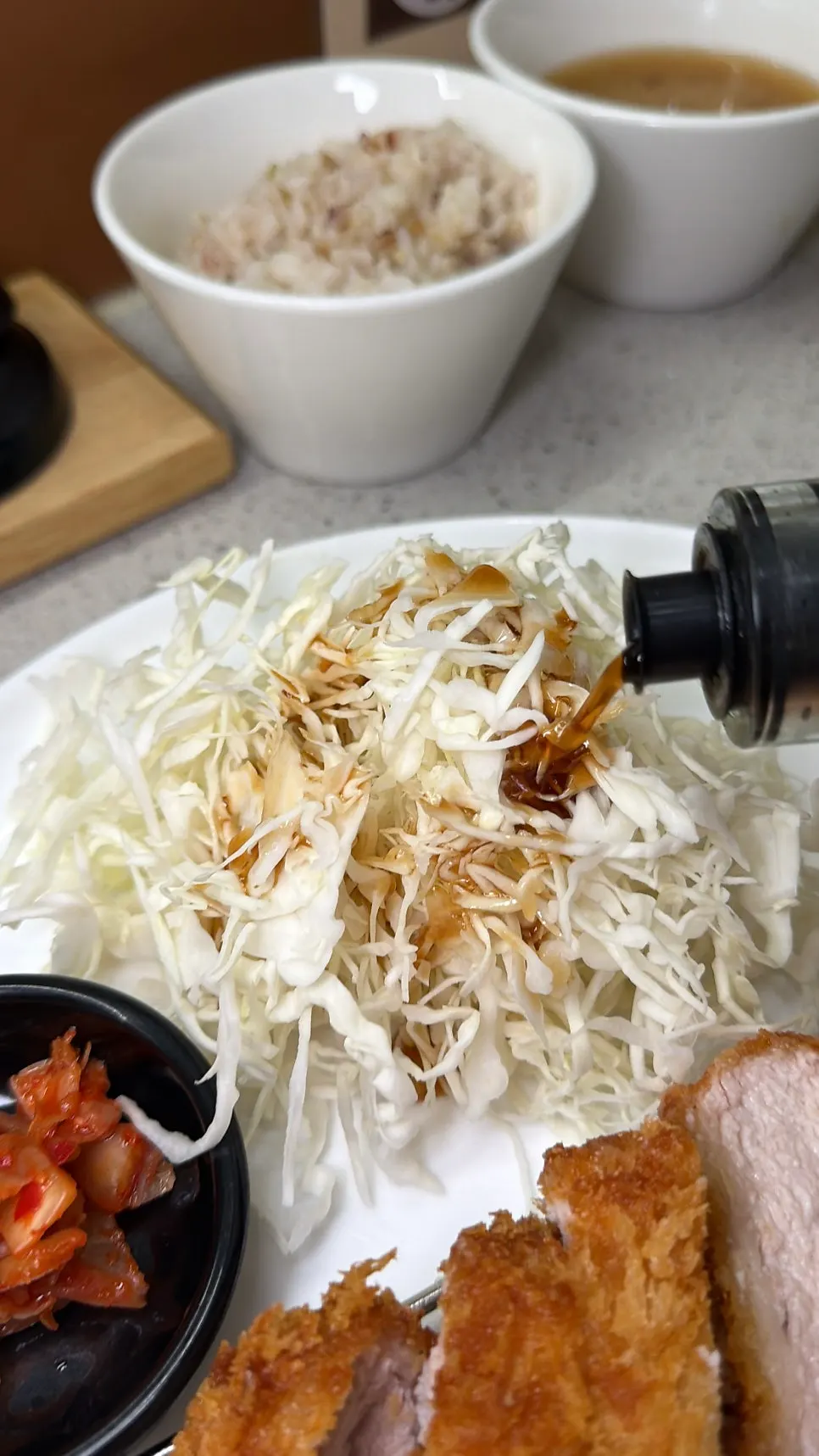 두 가지 돈카츠 메뉴
