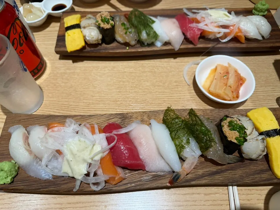 우니와 참치가 올라간 강한특초밥 한 상