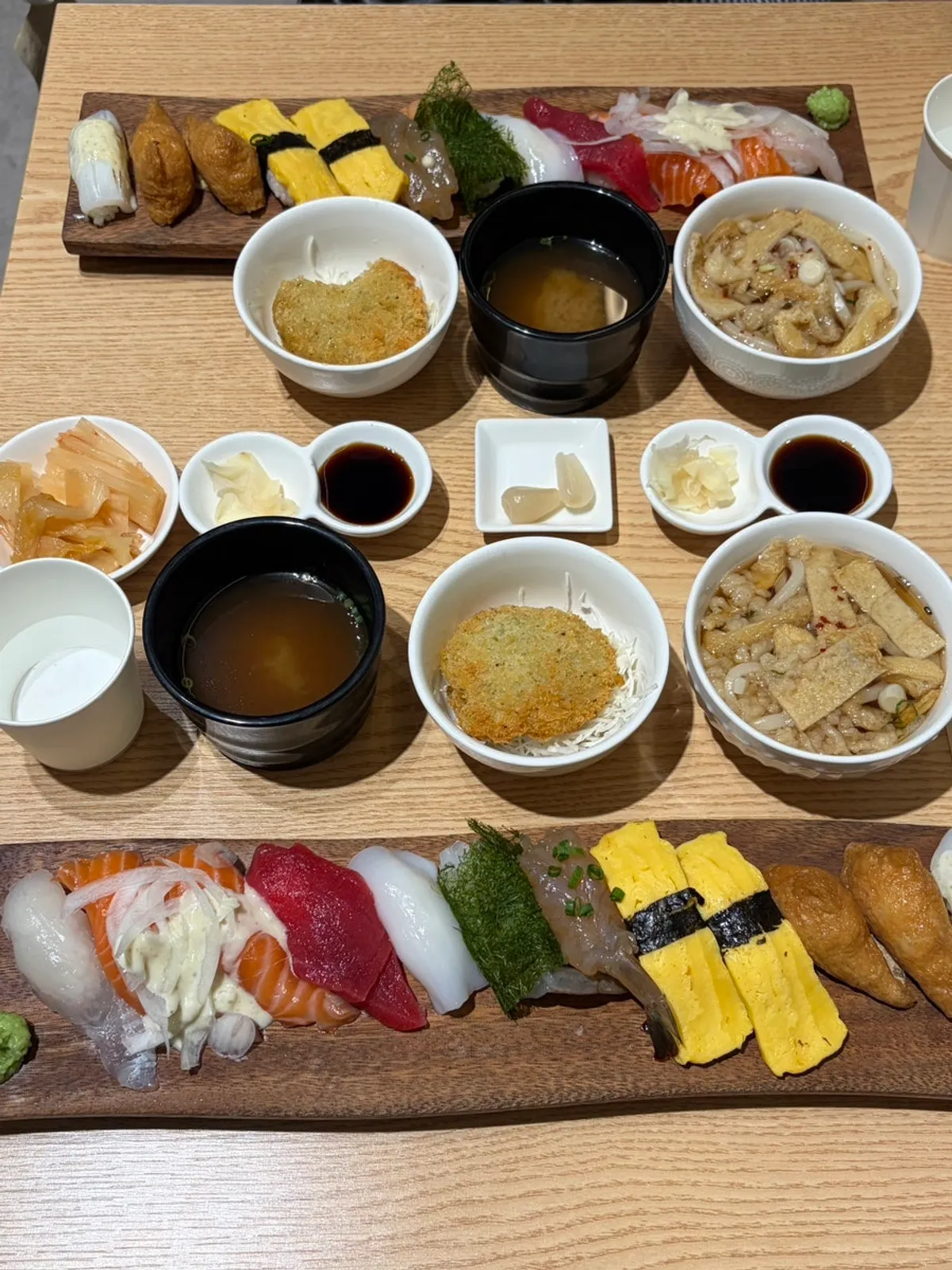Full table spread of the Ganghan Sushi 12P set