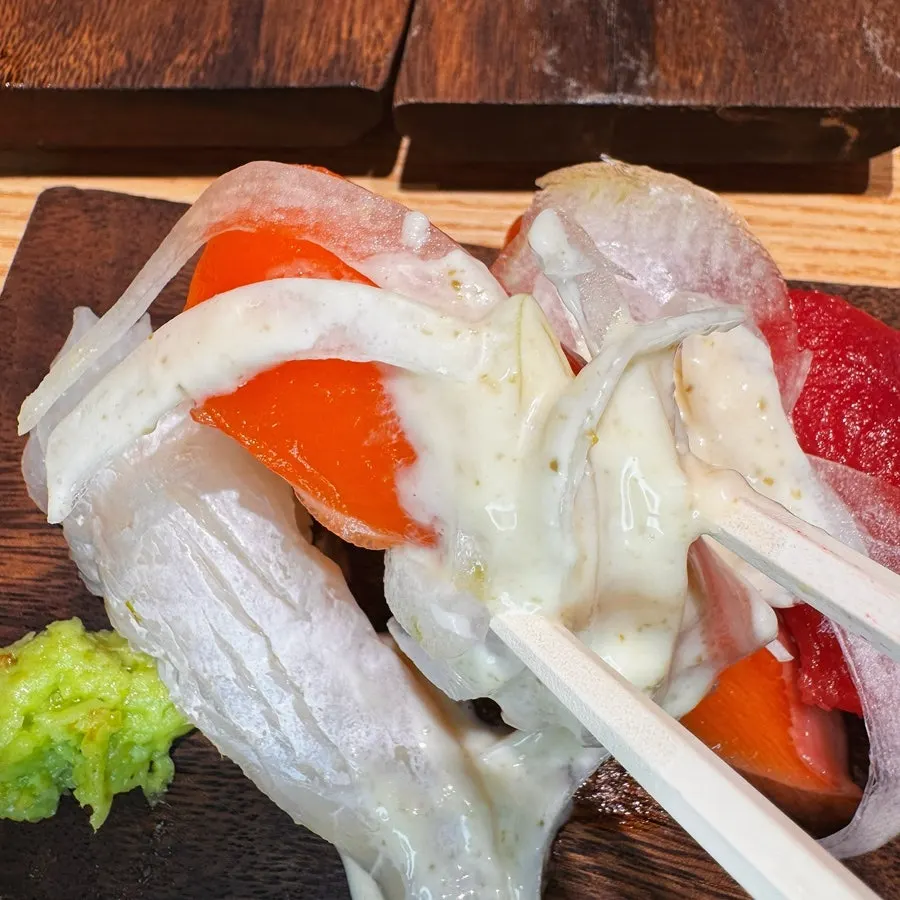 Close-up of mixed sushi at Ganghan Sushi Cheonan Buldang Branch