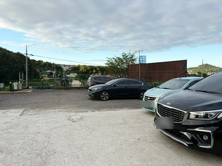 Large parking lot across from the restaurant