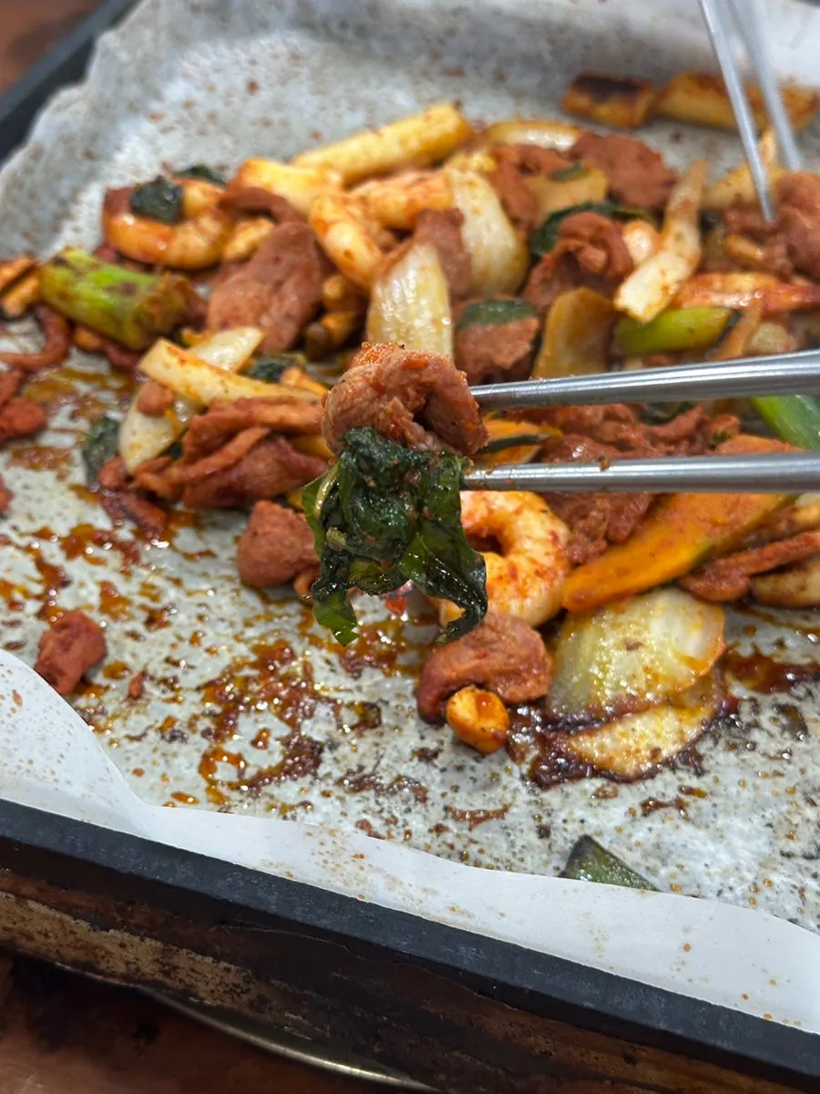 Seasoned duck meat and shrimp