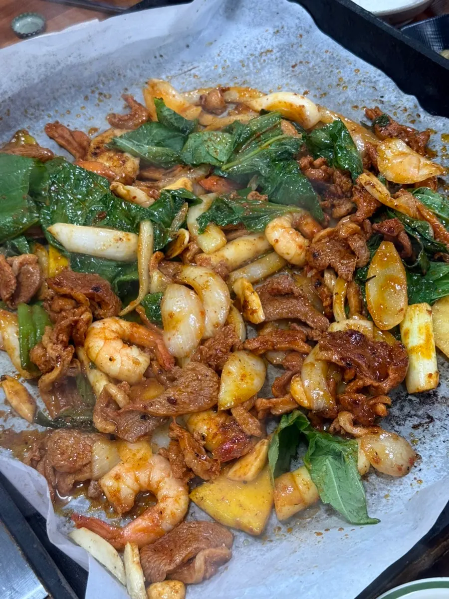 Shrimp duck jumulleok stir-fried with perilla leaves