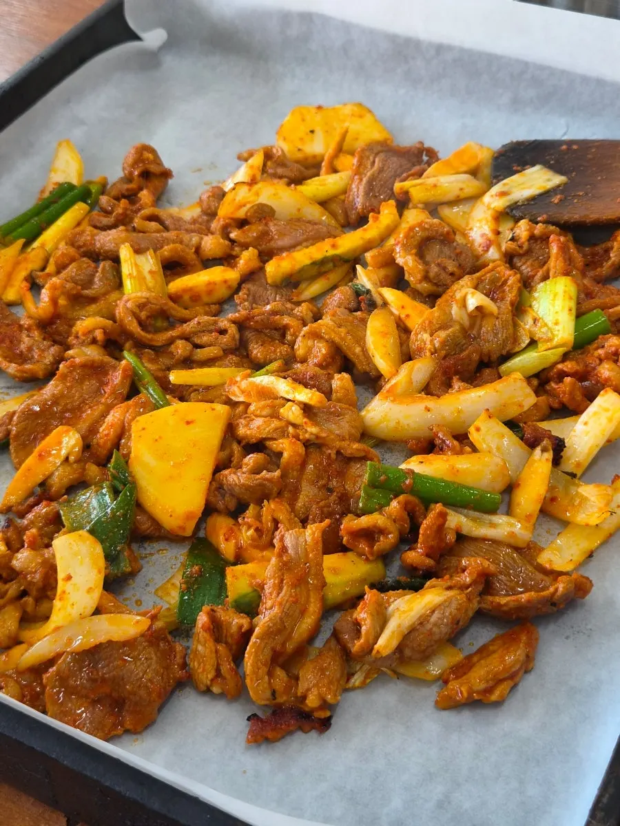 Same-day-butchered fresh duck marinated jumulleok