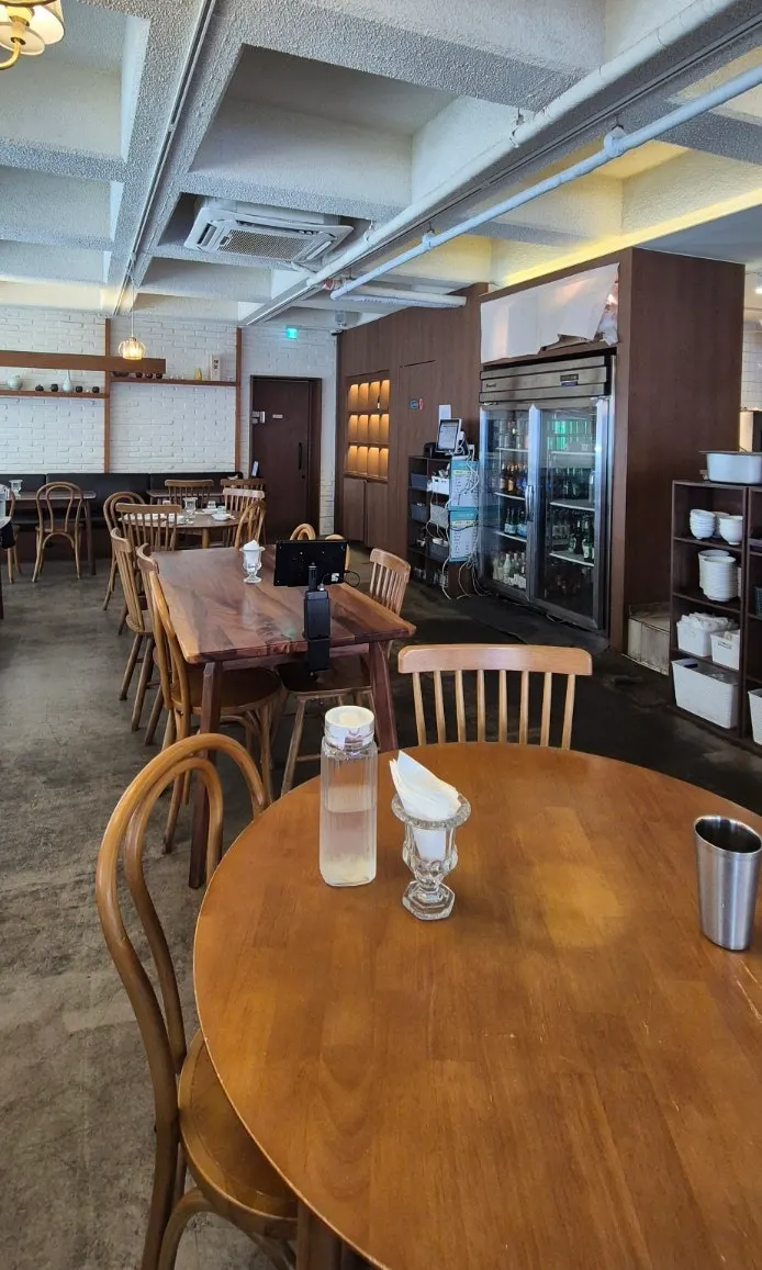 Dining space at Moa Gangnam