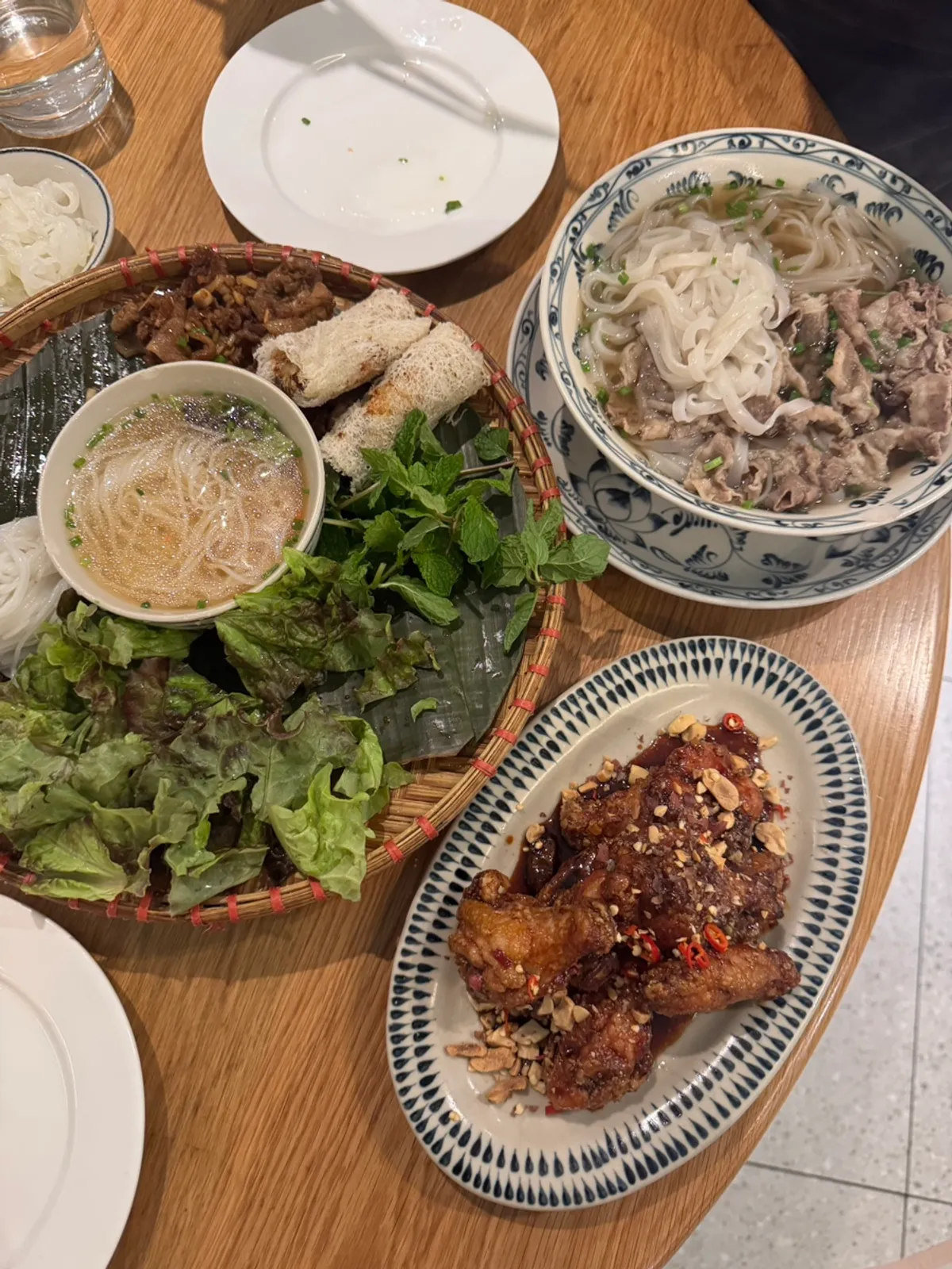 Visiting Anan Gangnam Direct Store, a Vietnamese restaurant near Gangnam Station