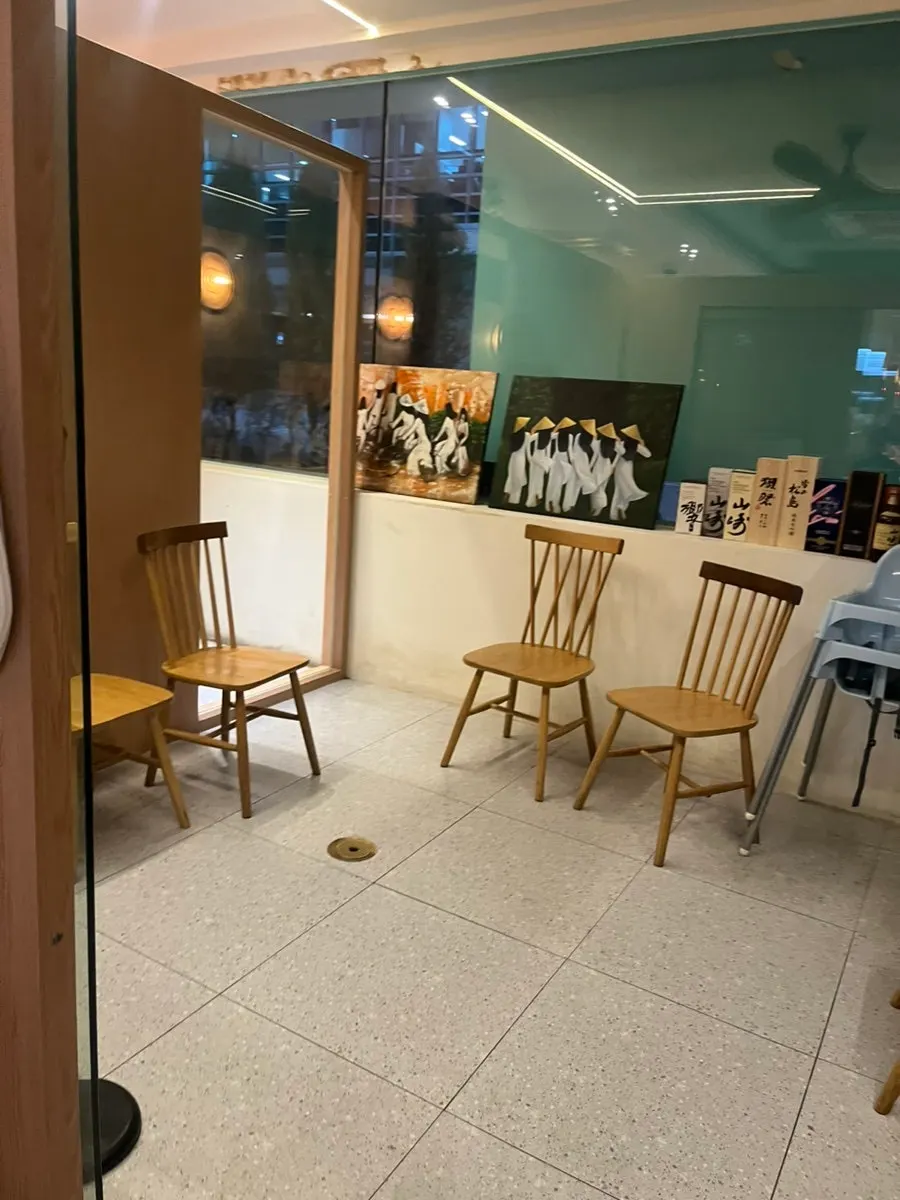 넓은 안안 강남직영점 홀 좌석