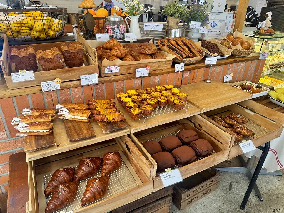 Bakerist Brown's exterior with a European-alley feel