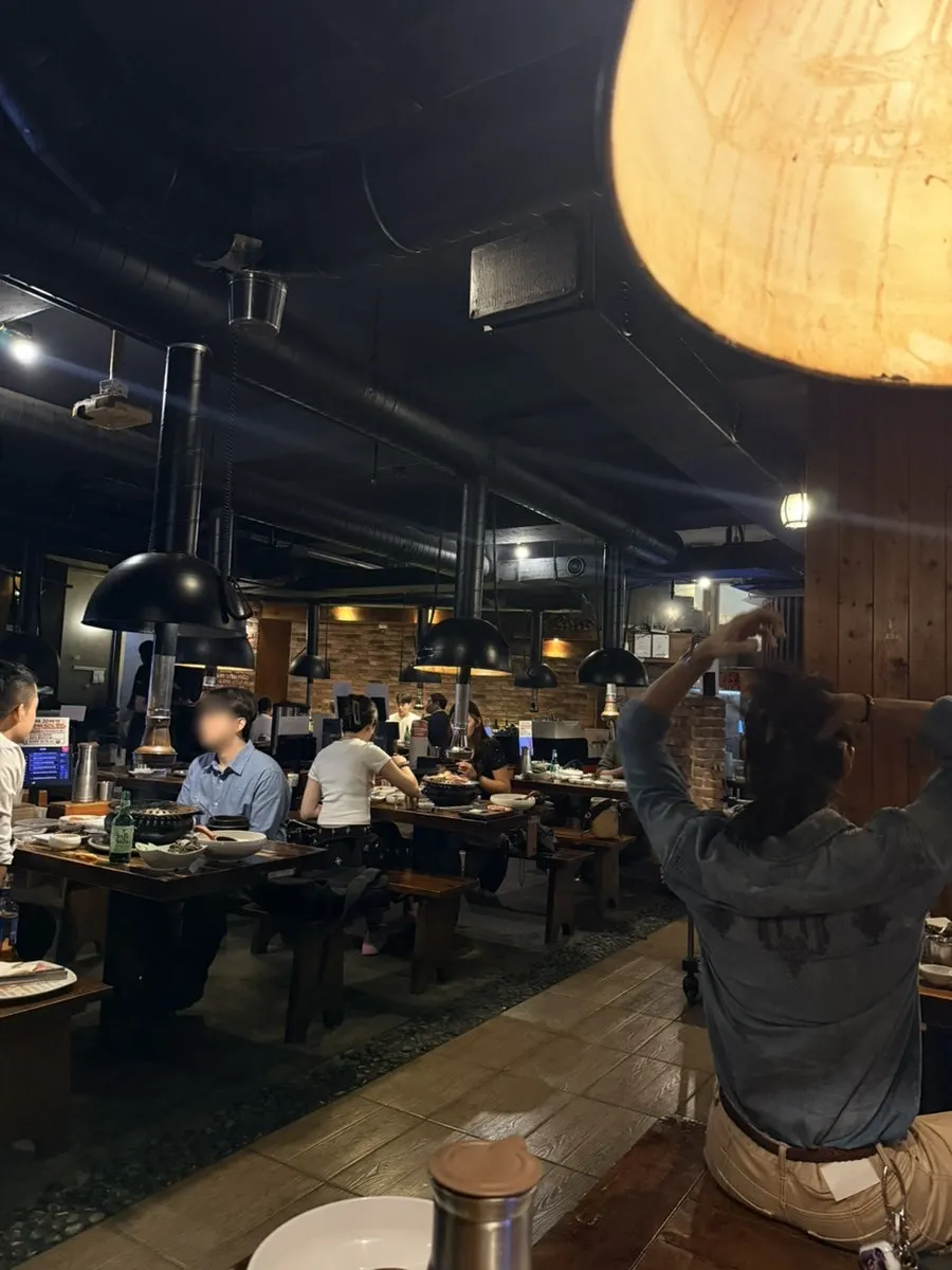 봉우화로 매장 내부 좌석