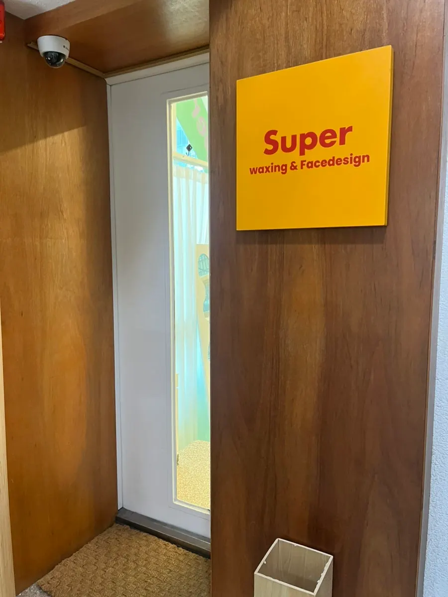 Stairs leading up to the 3rd floor of Super Waxing Gangnam