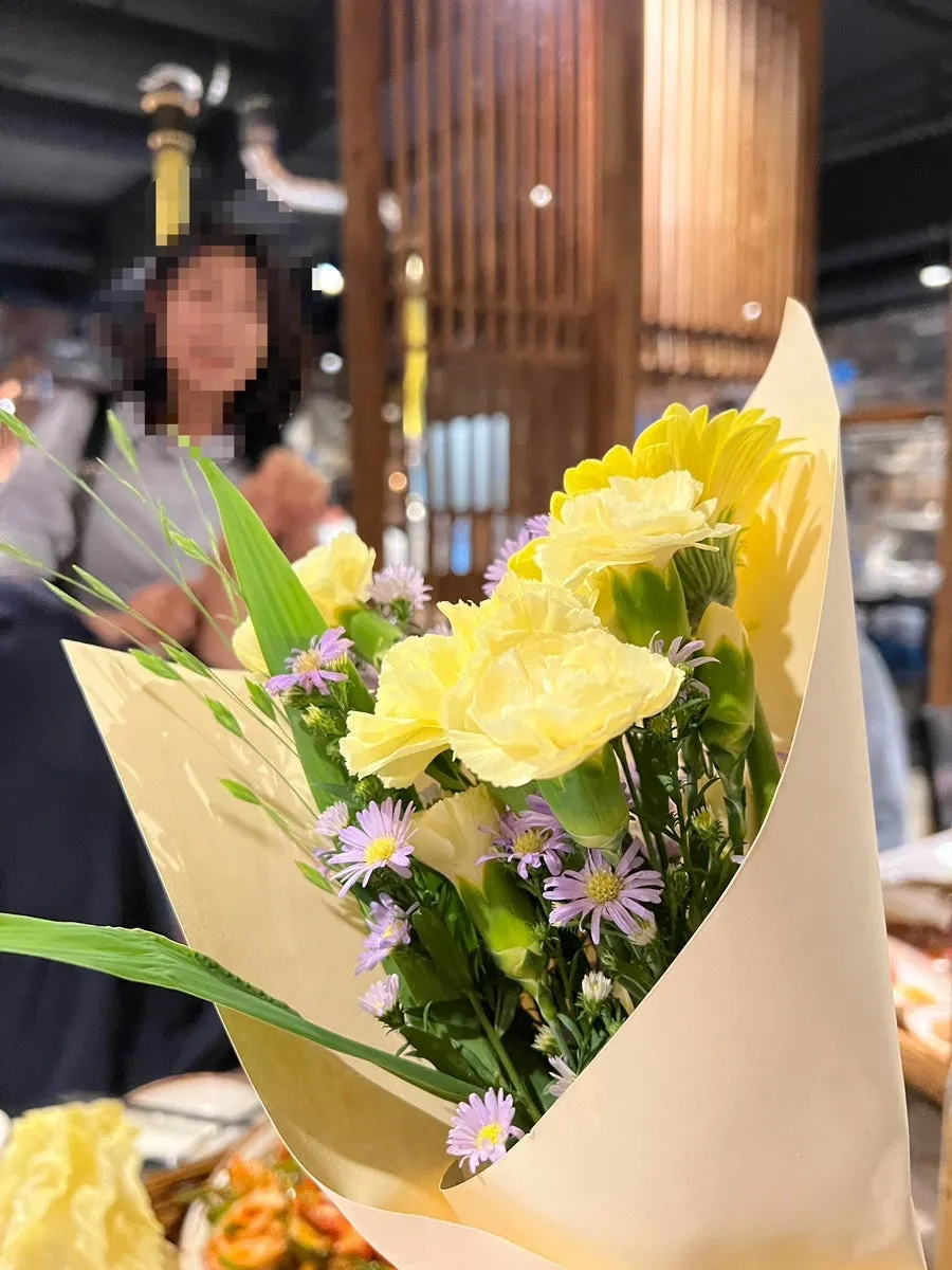 Bouquet gifted at the meetup