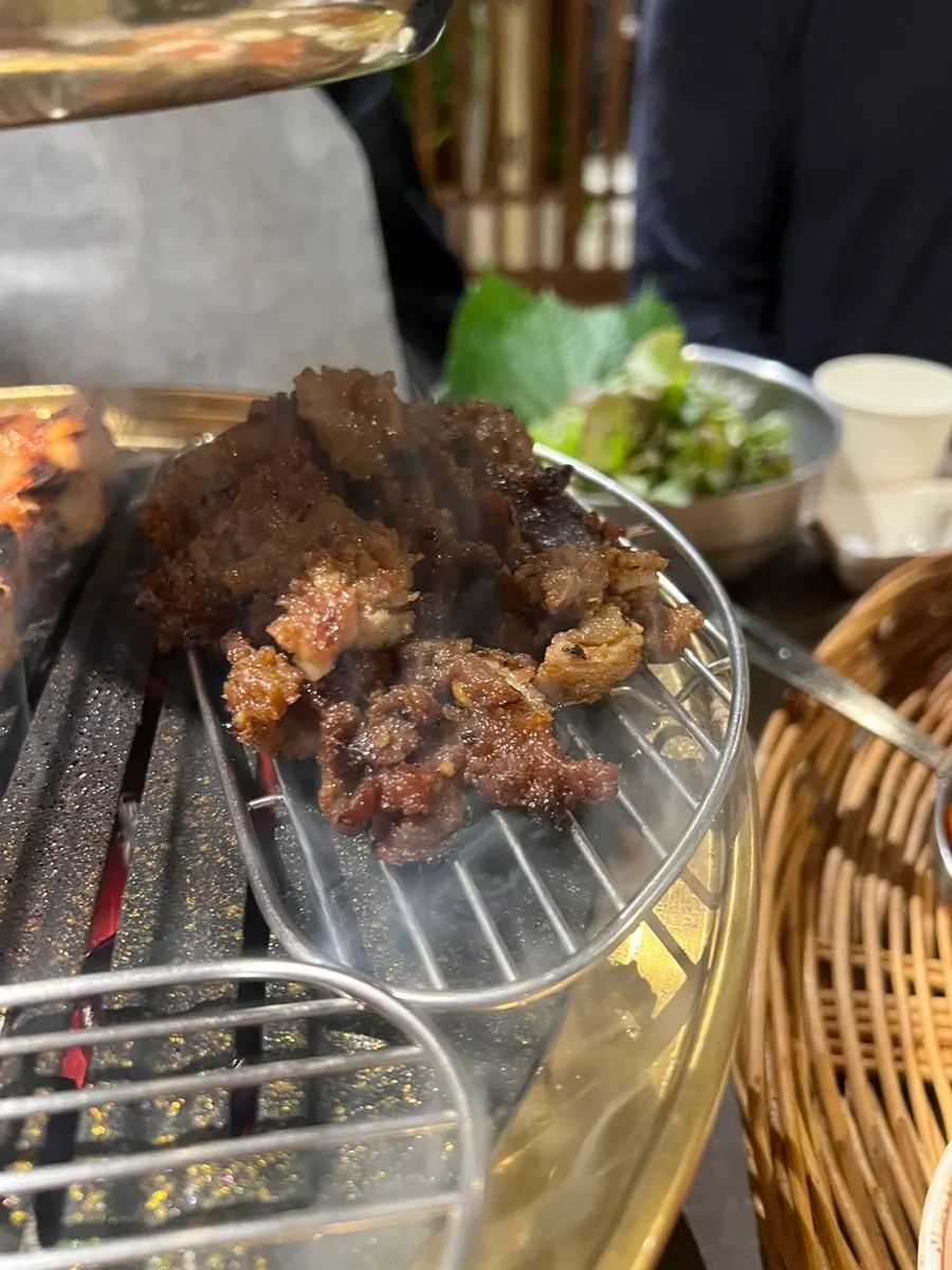 Grilled oddol-ppyeo (pork cartilage) served up