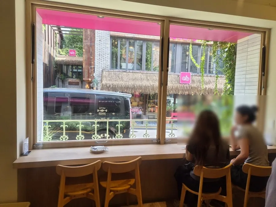 브리비트 강남 매장 모습