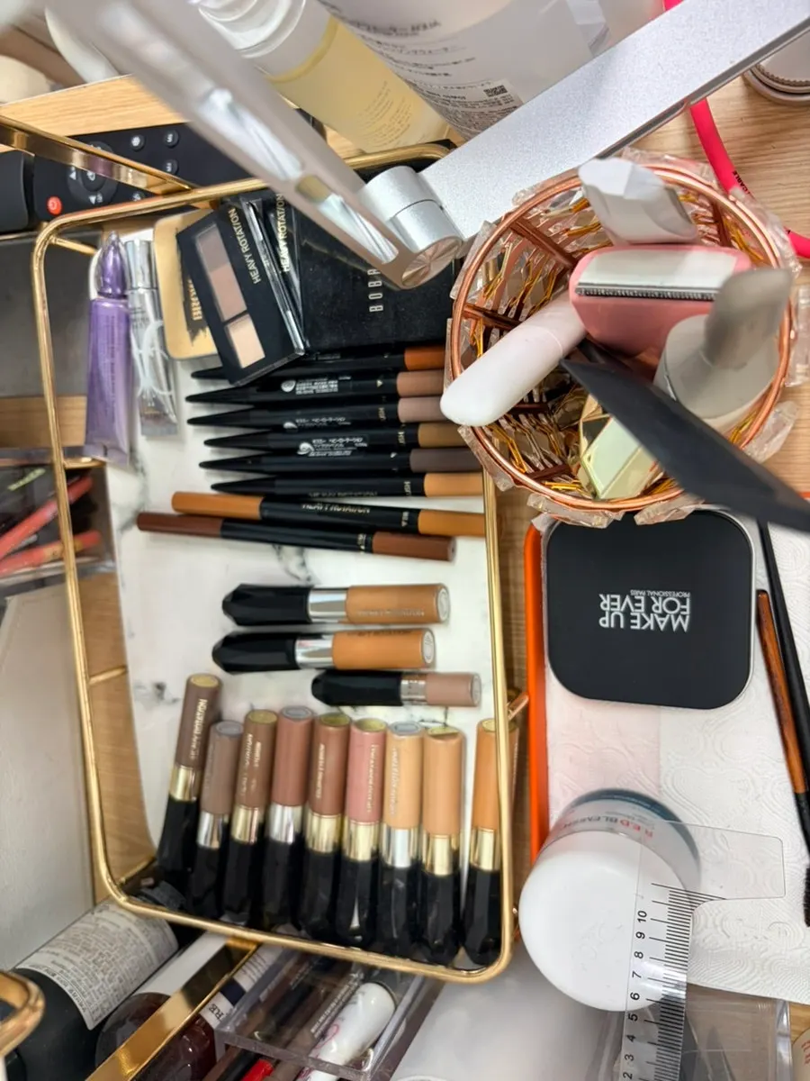 Sign explaining brow makeup and lesson options