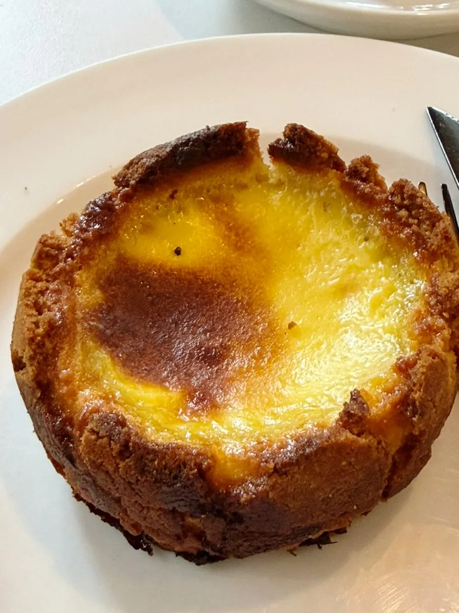 Cross-section of the egg cookie cut in half